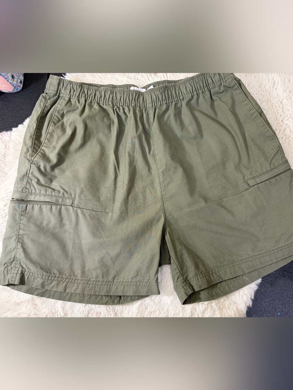 Calvin Klein Olive Green Elastic Waist Shorts for Men | Size Medium